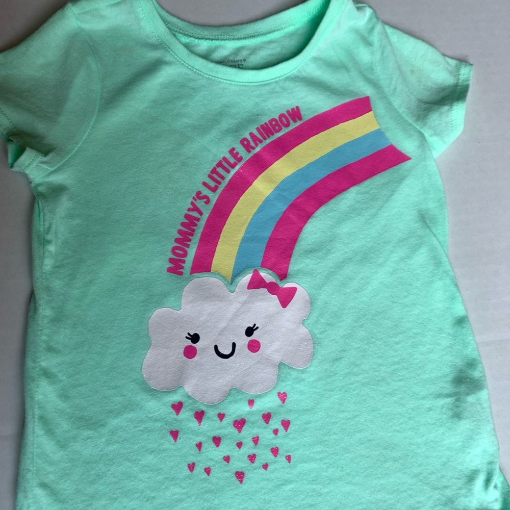 Cute "mommy's little rainbow" shirt
